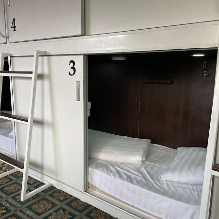 Capsule Hotel Technocave Bishkek Bagian luar foto