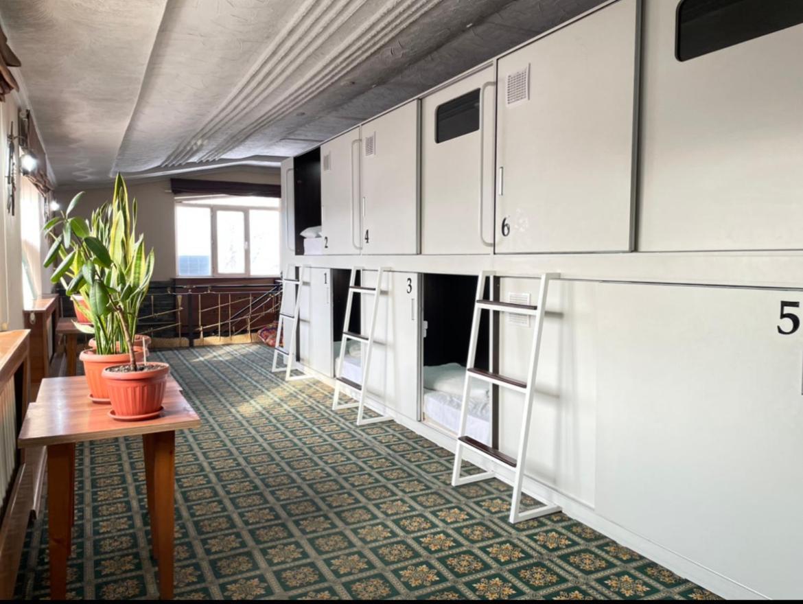 Capsule Hotel Technocave Bishkek Bagian luar foto