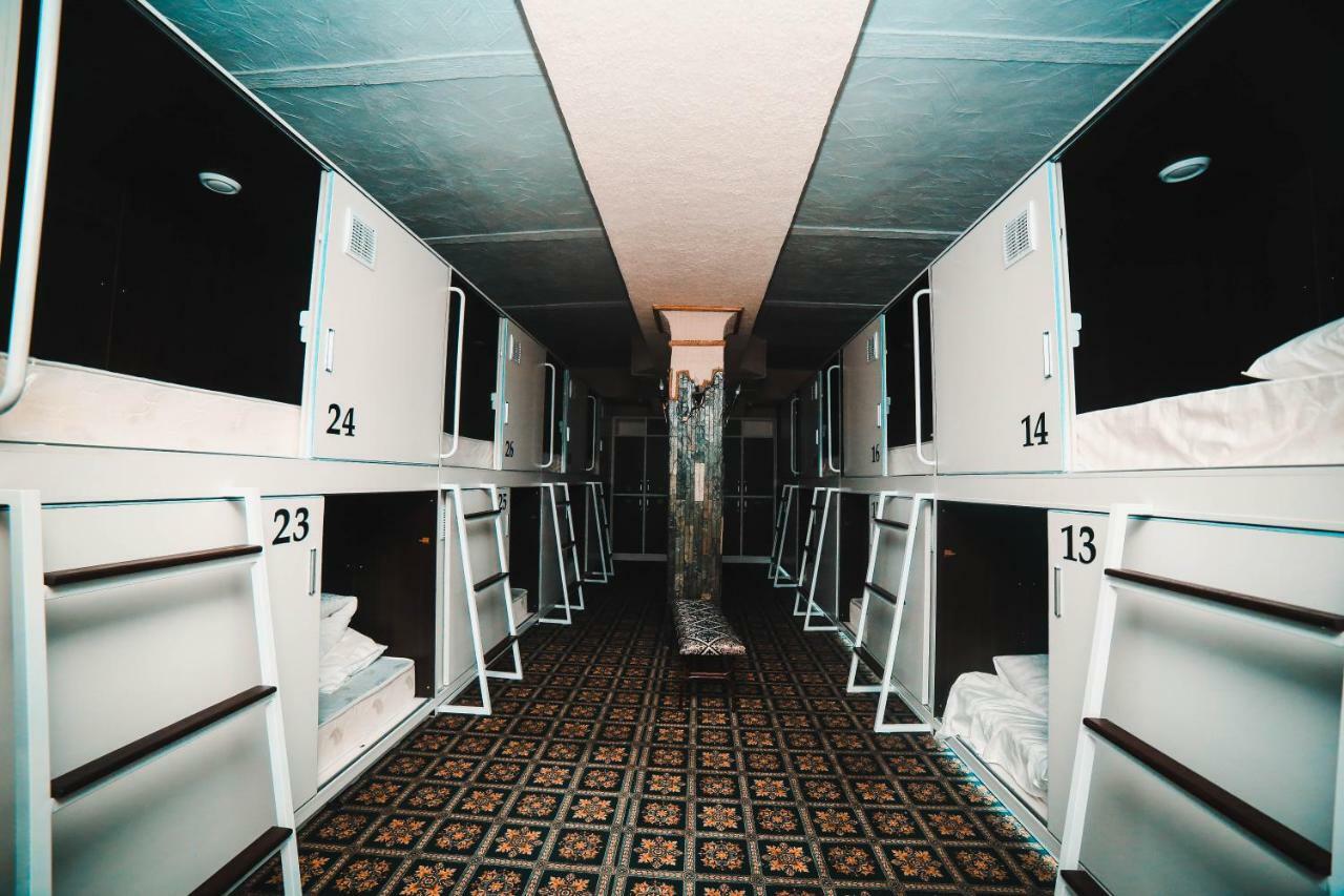 Capsule Hotel Technocave Bishkek Bagian luar foto
