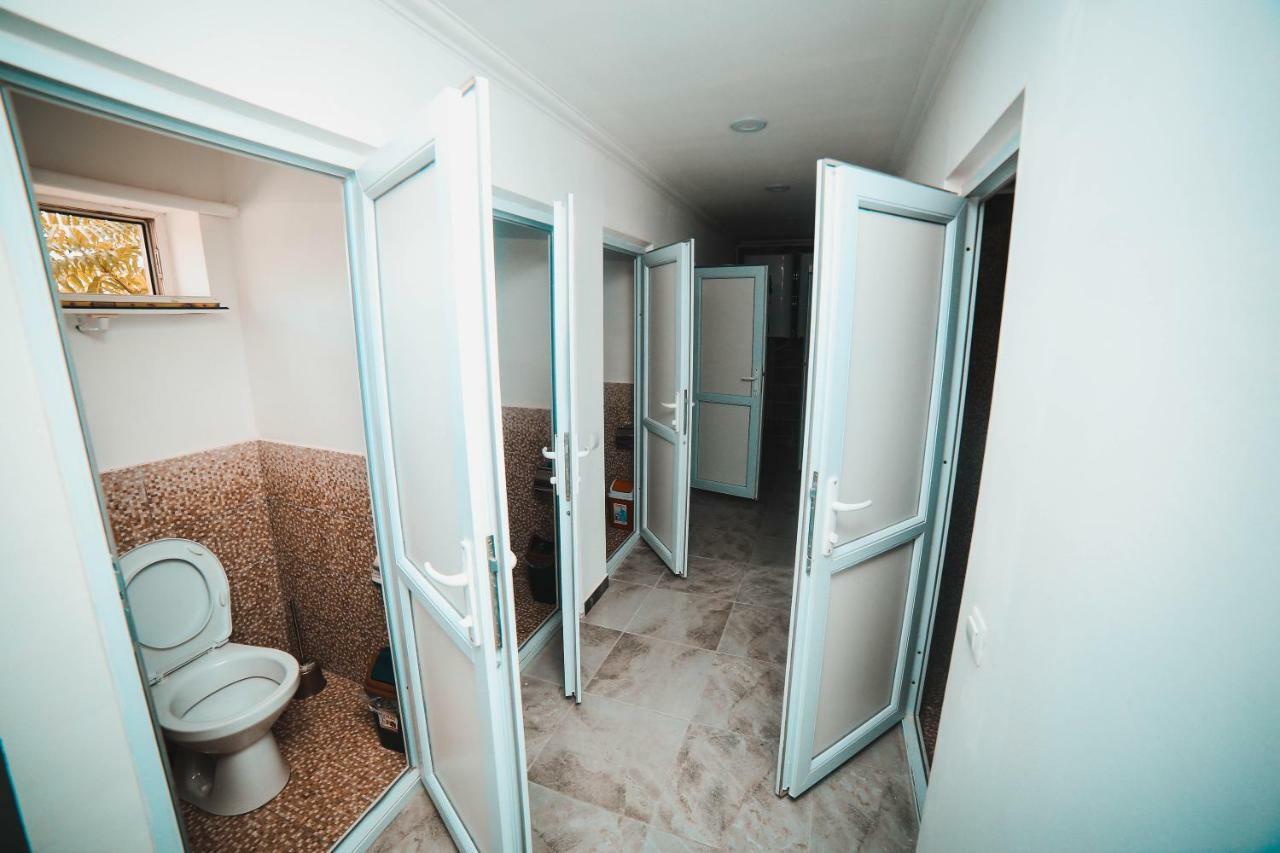 Capsule Hotel Technocave Bishkek Bagian luar foto